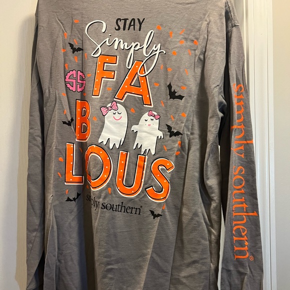 Simply Southern Tops - Medium Simply Southern tshirt